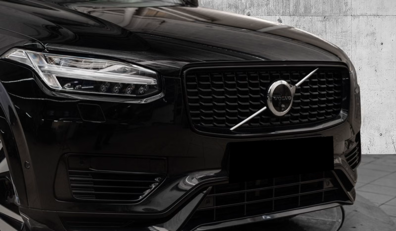 
								Volvo XC90 T8 AWD Plug-In Hybrid Ultra Dark 456 ch full									