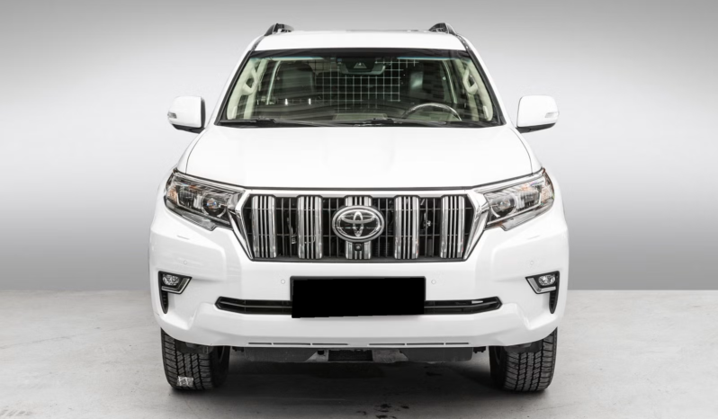 
								Toyota Land Cruiser VX 150 Série full									