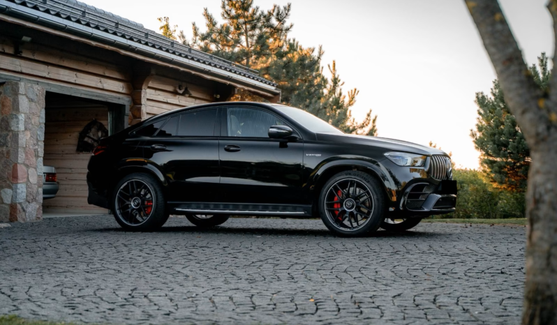 
								Mercedes-AMG GLE 63 S 4MATIC+ full									