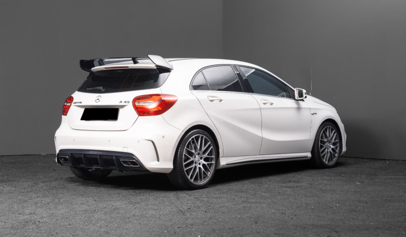 
								Mercedes-Benz A45 AMG 4MATIC full									