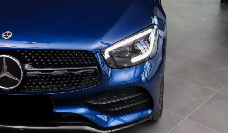 
								Mercedes-Benz GLC 300 e 4MATIC Coupé AMG Designo Night full									